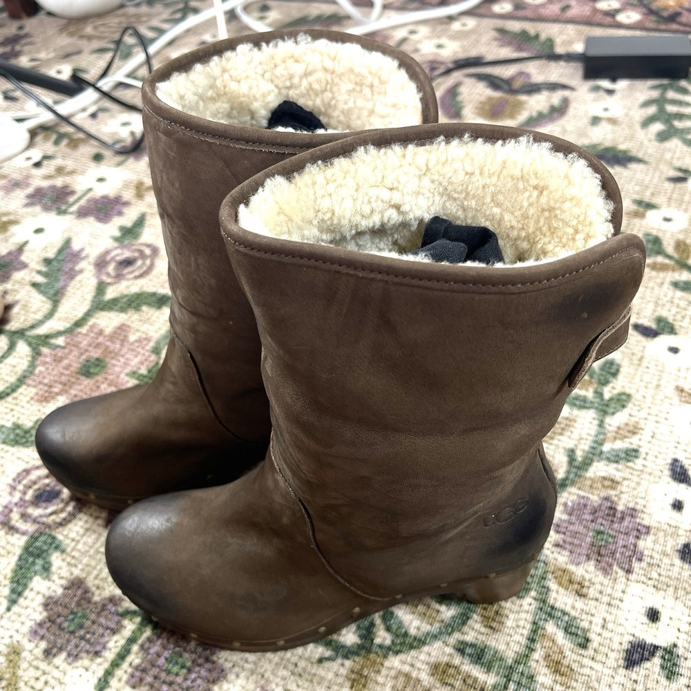 Ugg‎ Australia Clog Style Studded Shearling Lined Foldable Boots Size 8 Brown